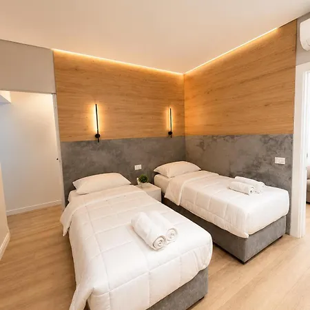 Apartman Cozy Near Center With Stylish Design